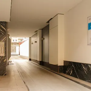 Hotel Moon Dusseldorf